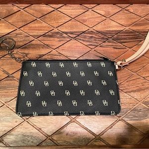 Dooney & Bourke Signature Coated Canvas Wristlet